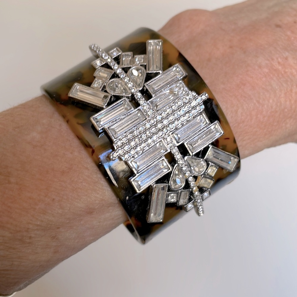 Cuff bracelet with “ diamonds”